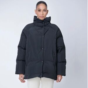 NWT!  The Recycled Planet Women's Ella Jacket Size Small Black